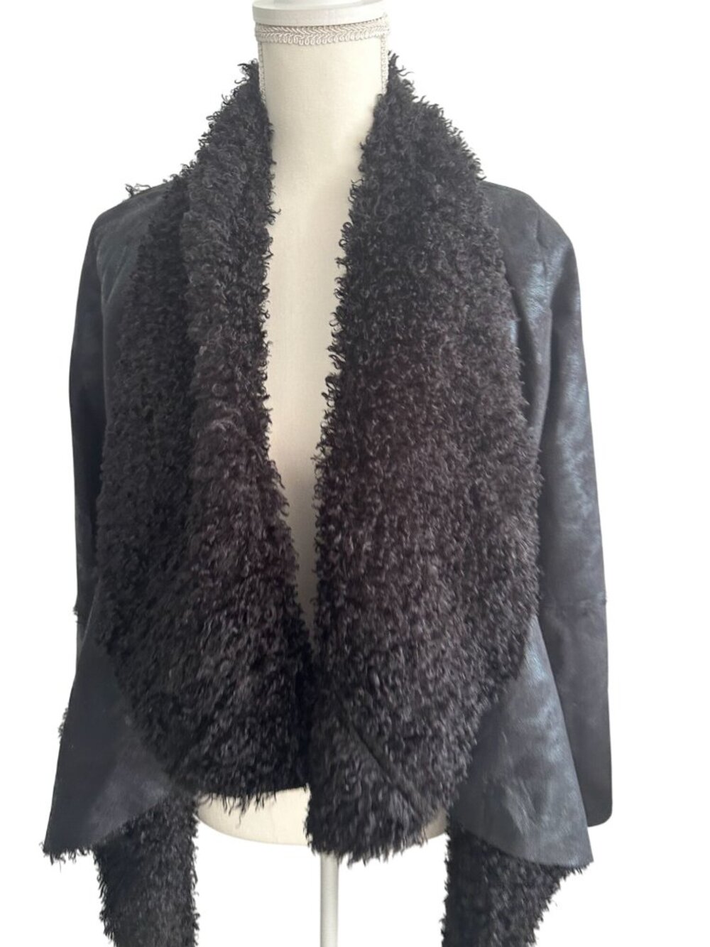 CARAPACE Faux Fur Trimmed Swing Jacket Coat Size Small